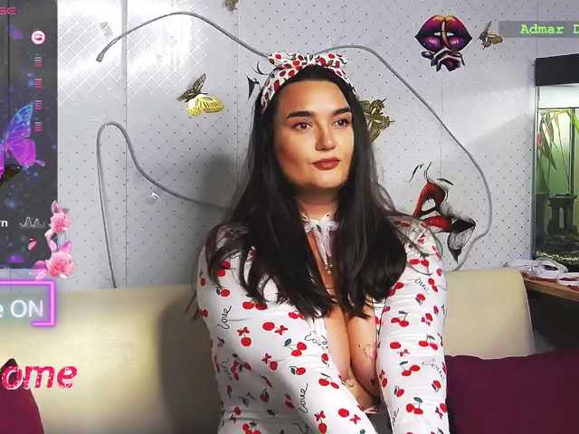 WickedButShy live webcam show