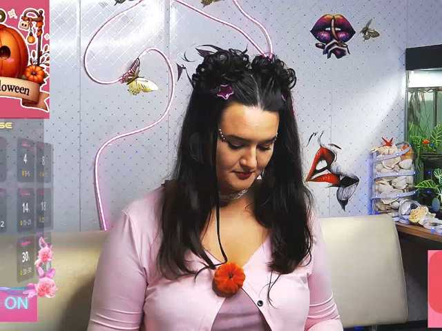 WickedButShy live cam on BongaCams