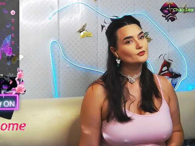 WickedButShy live webcam show