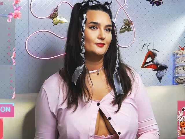 WickedButShy, en directo ahora en BongaCams