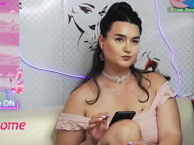 WickedButShy live cam on BongaCams