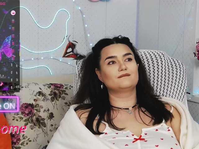 WickedButShy's BongaCams show and profile