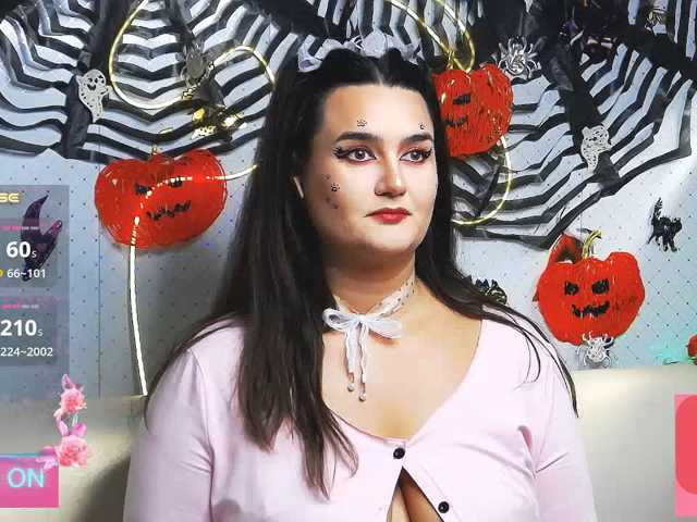 WickedButShy live cam on BongaCams
