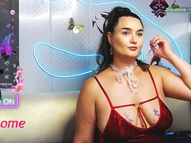WickedButShy live cam on BongaCams