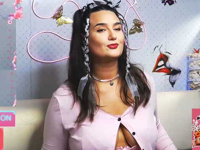 WickedButShy, en vivo ahora en BongaCams