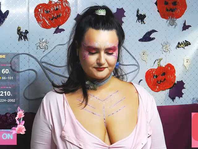 WickedButShy live cam on BongaCams