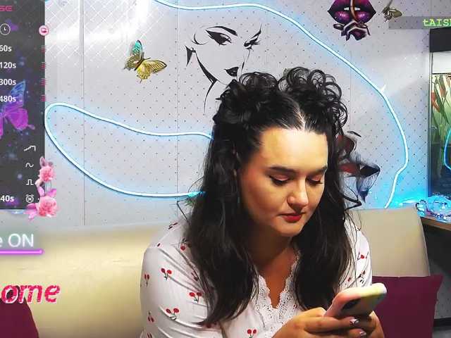 WickedButShy live cam on BongaCams