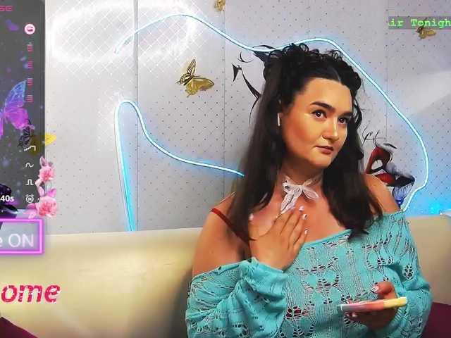 WickedButShy live cam on BongaCams