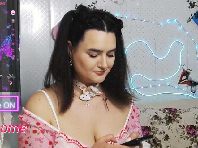 WickedButShy's BongaCams show and profile