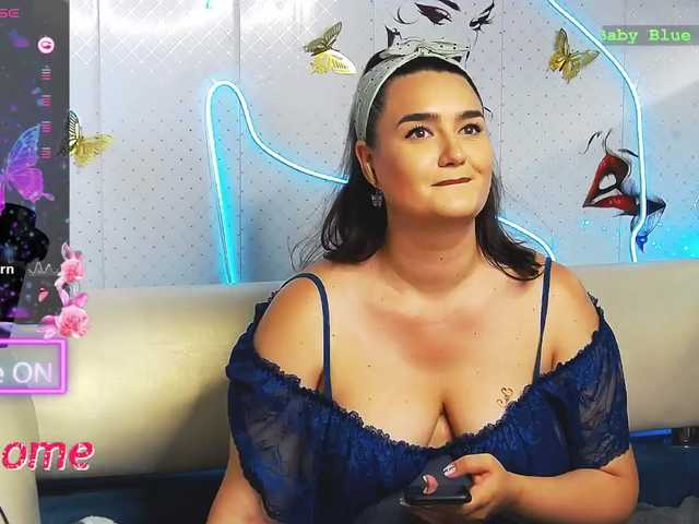 WickedButShy live cam on BongaCams