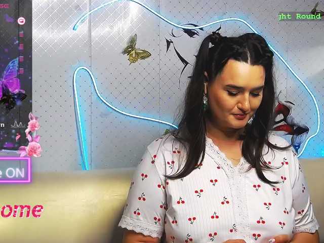 WickedButShy live cam on BongaCams