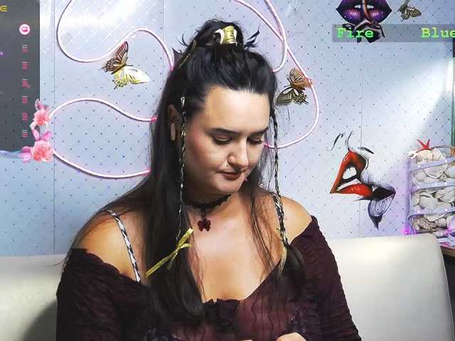 Lina_- live cam preview