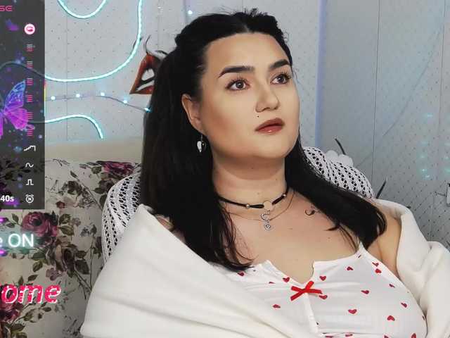 WickedButShy's BongaCams show and profile