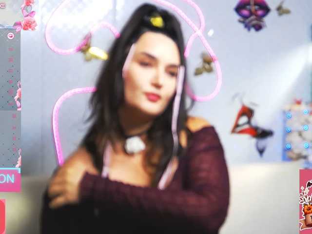 WickedButShy live cam on BongaCams