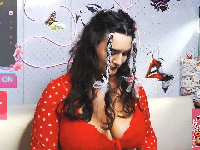 WickedButShy live cam on BongaCams