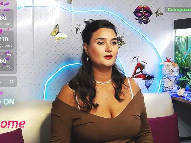 WickedButShy live cam on BongaCams