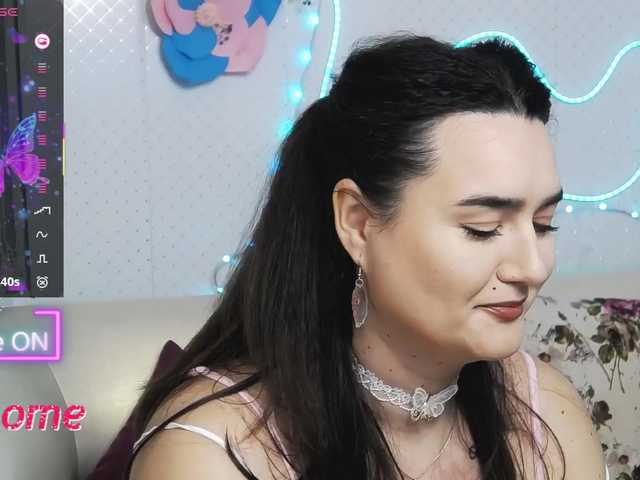 WickedButShy's BongaCams show and profile