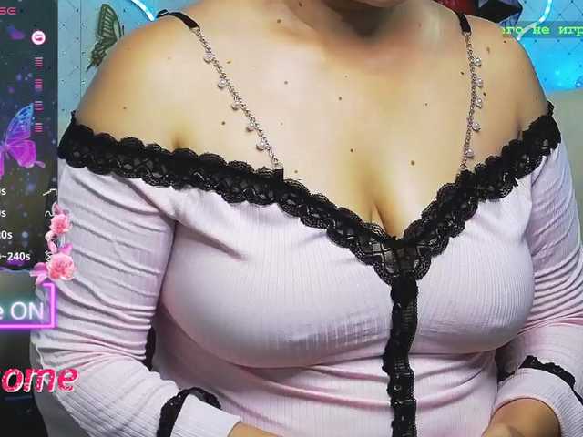 WickedButShy live cam on BongaCams