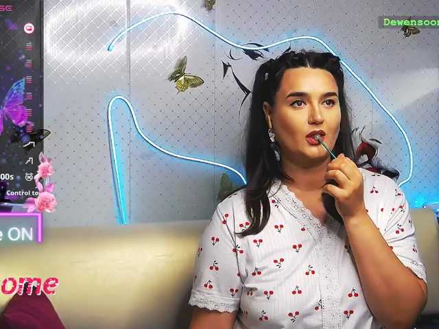 WickedButShy live cam on BongaCams