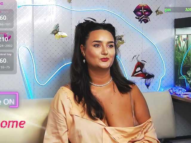 Lina_- live cam preview