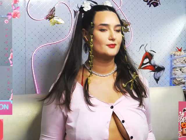 WickedButShy live cam on BongaCams