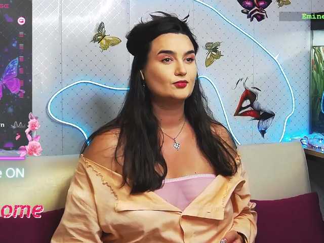 WickedButShy live cam on BongaCams