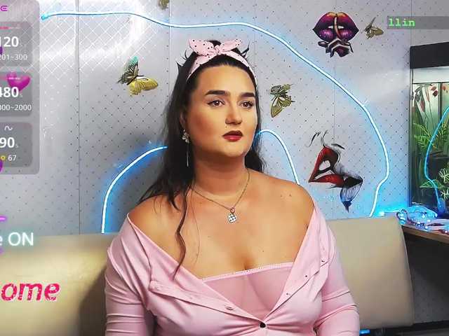 WickedButShy live cam on BongaCams