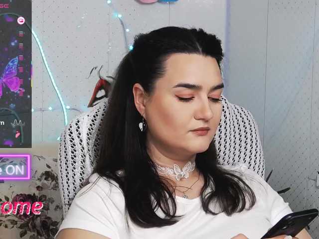 WickedButShy live cam