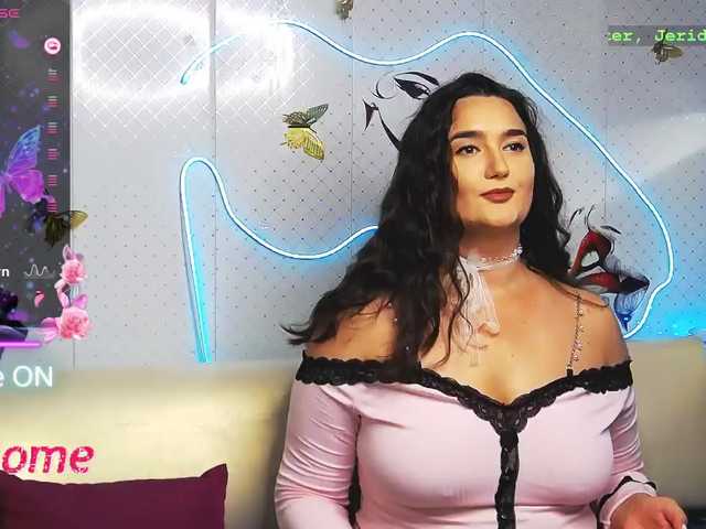 WickedButShy live cam on BongaCams
