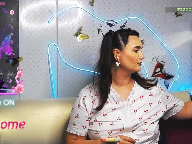 WickedButShy live cam on BongaCams