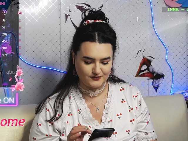 WickedButShy live cam on BongaCams