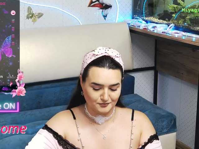WickedButShy live cam on BongaCams