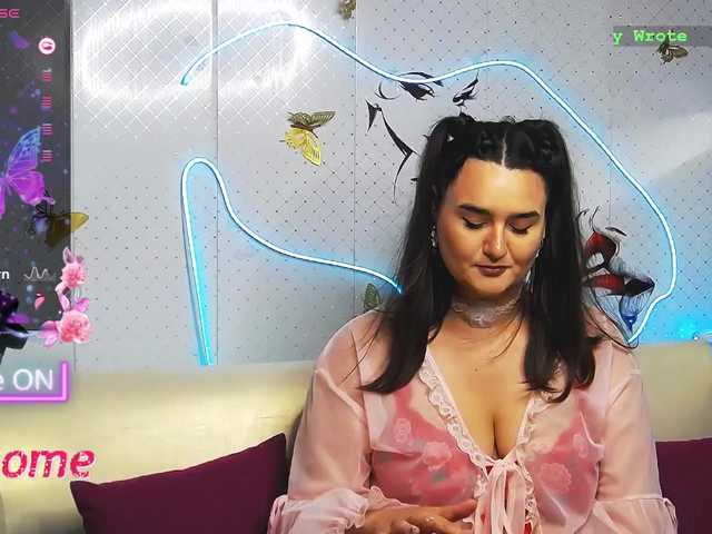 WickedButShy live cam on BongaCams