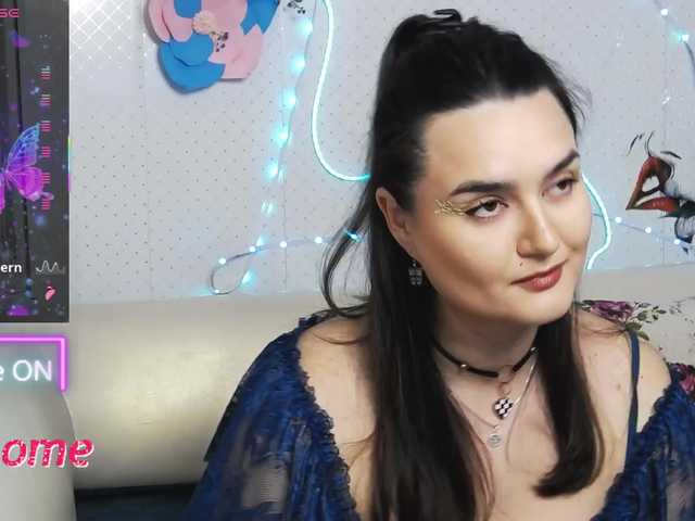 WickedButShy's BongaCams show and profile