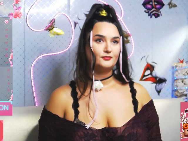 WickedButShy live cam on BongaCams