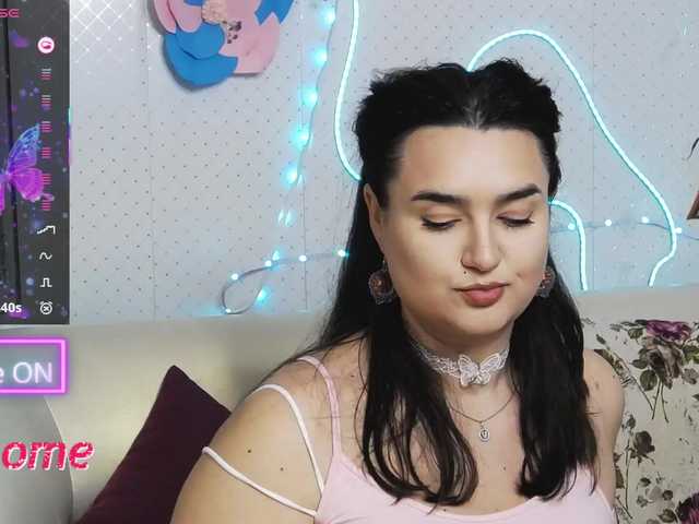 WickedButShy's BongaCams show and profile