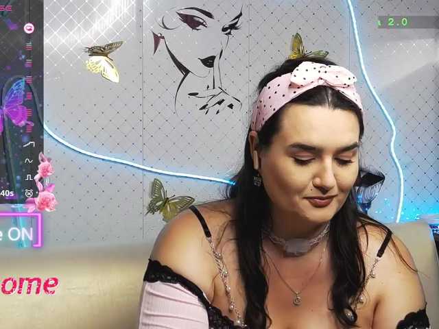 WickedButShy live cam on BongaCams