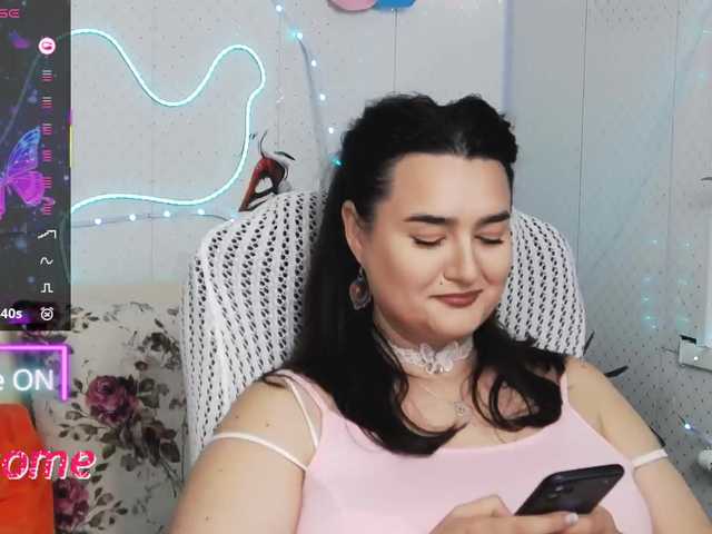 WickedButShy's BongaCams show and profile