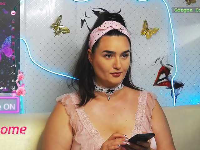 WickedButShy live cam on BongaCams