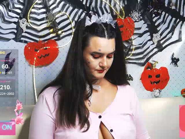 WickedButShy live cam on BongaCams