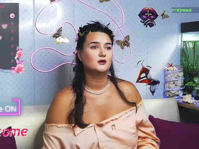 Lina_- webcam