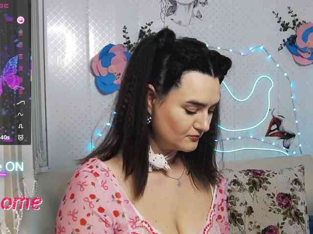 Lina_ webcam