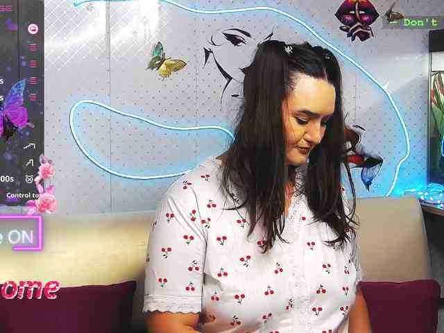 Lina_ webcam