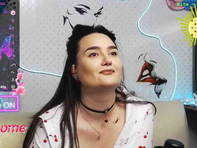 Ce modèle est en direct maintenant. WickedButShy