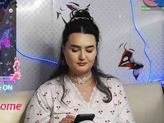 Lina_ webcam