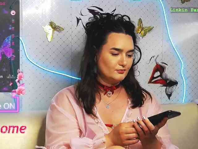 Lina_ webcam