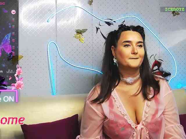 Lina_ webcam