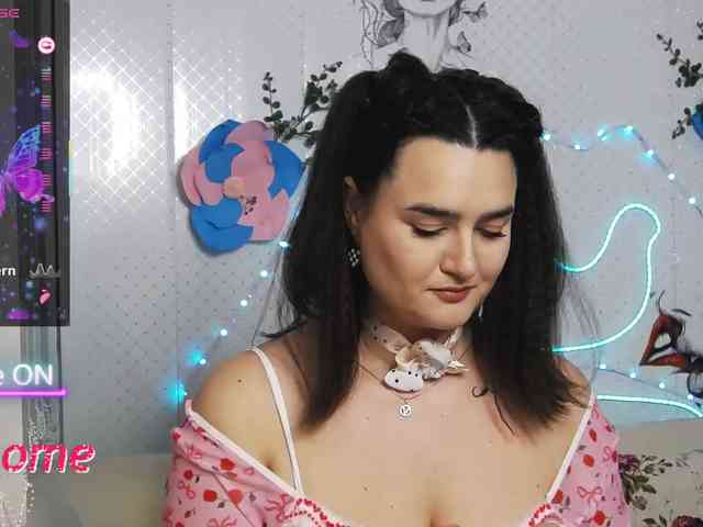Lina_ webcam