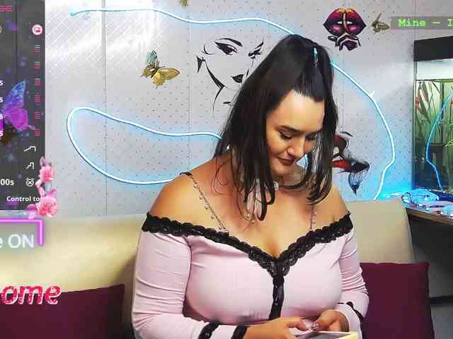Lina_- webcam