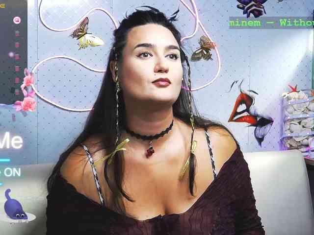 Lina_- webcam